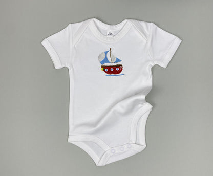 Baby Bodysuit "Seegelboot"